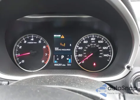 2018 Mitsubishi Eclipse Cross Se/Sel z USA, uszkodzony, nr VIN JA4AT5AA1JZ069660